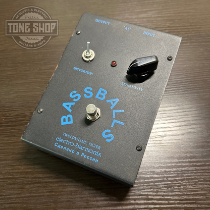 Top of Used Electro-Harmonix Bassballs Black Russian.