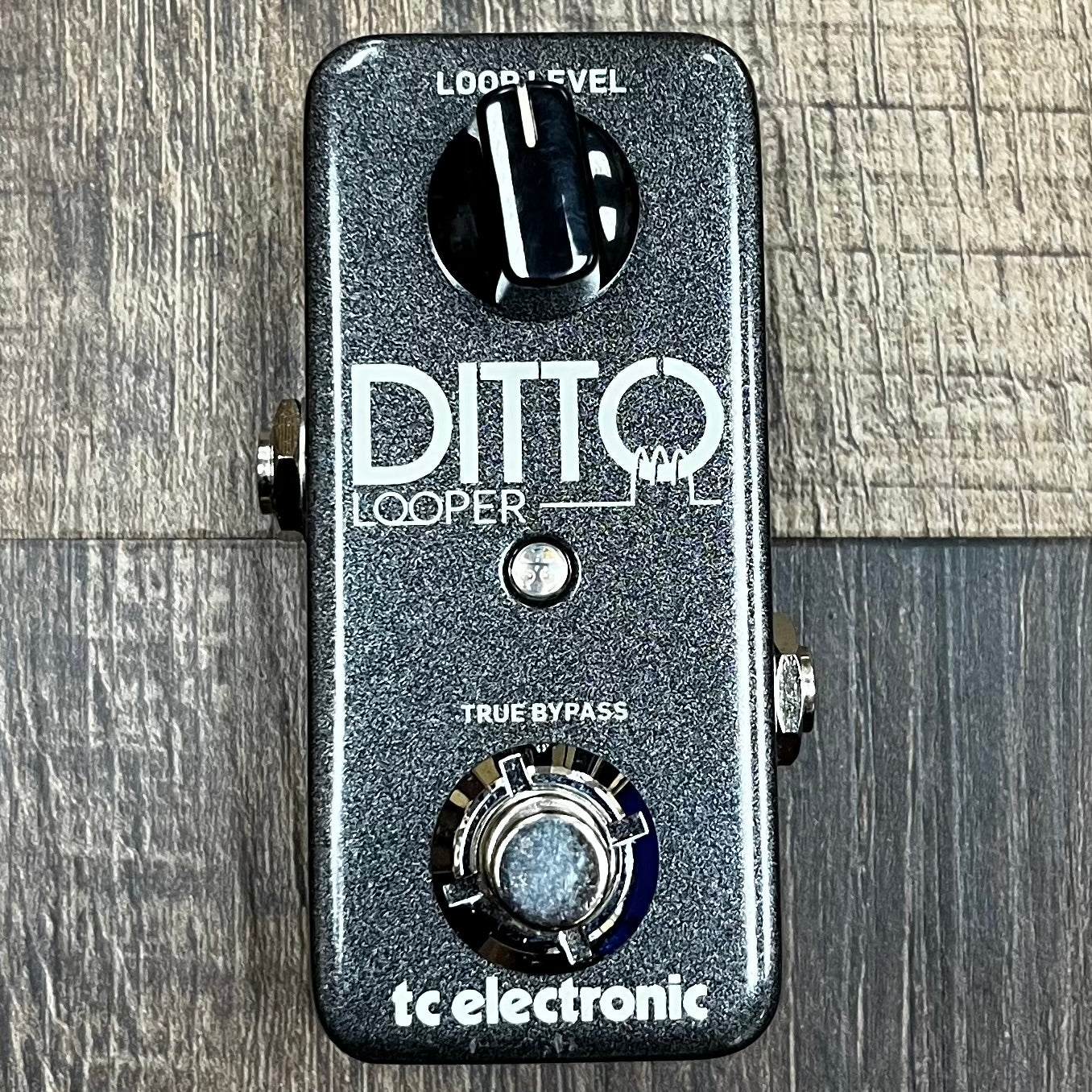 Top of Used TC Electronic Ditto Looper Mini Pedal w/Box TFW46