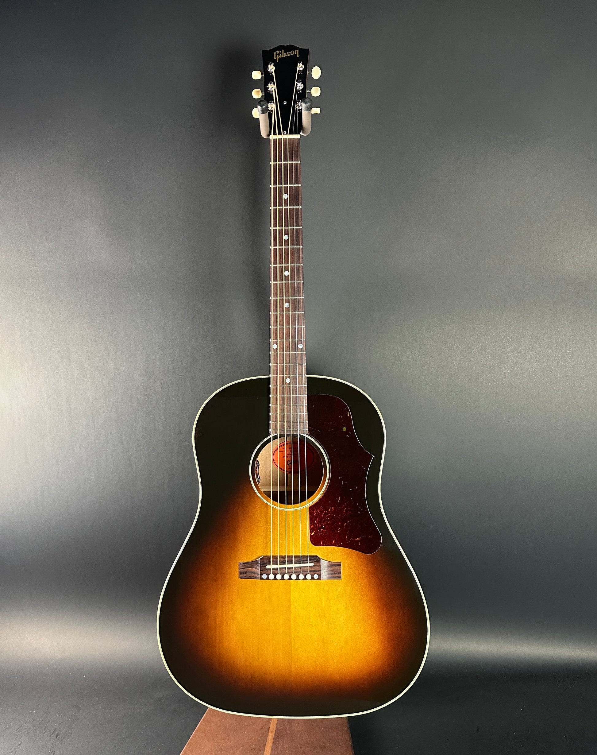 Full front of Used 2024 Gibson Demo Shop 50s J-45 Sunburst.