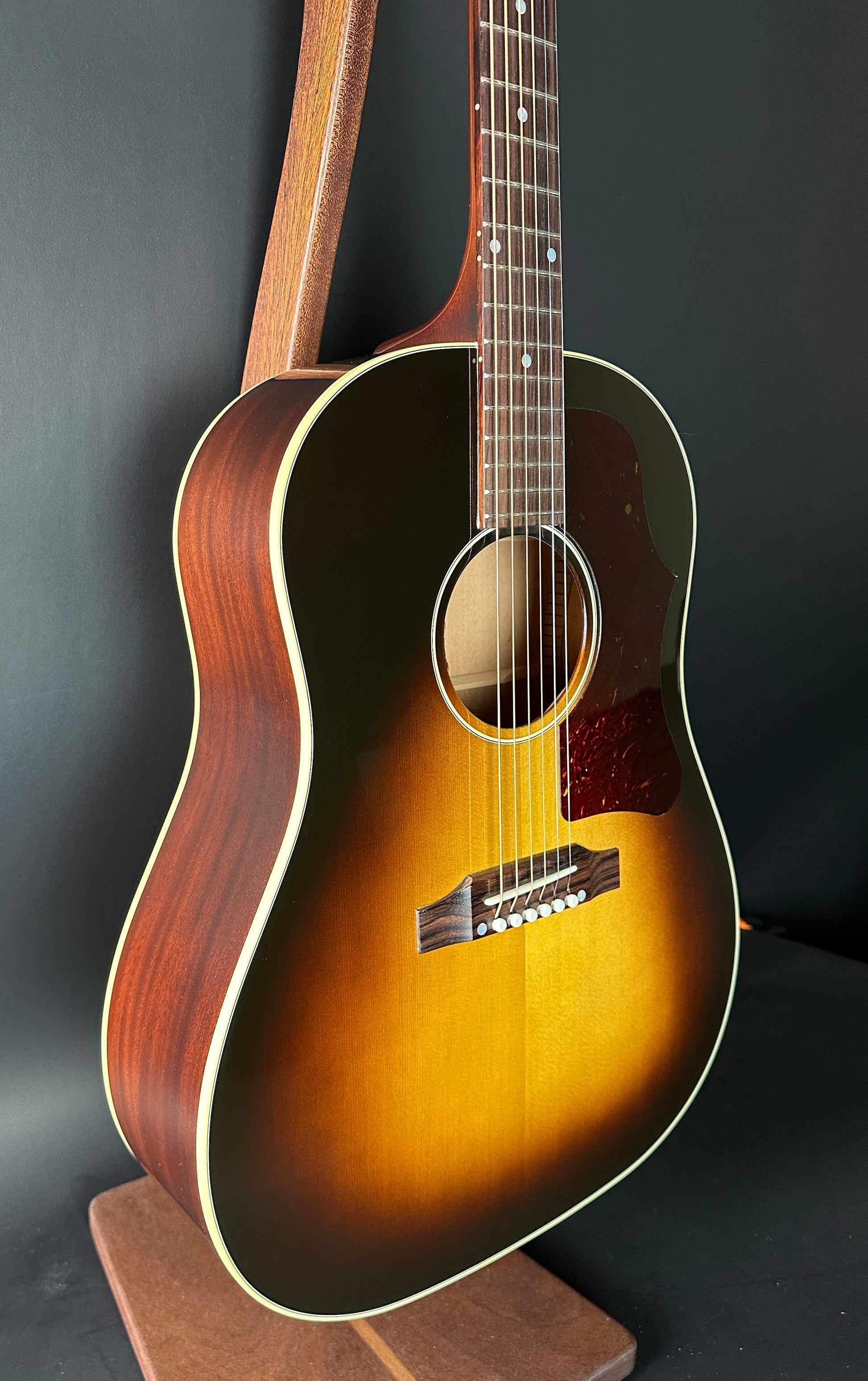 Front angle of Used 2024 Gibson Demo Shop 50s J-45 Sunburst.