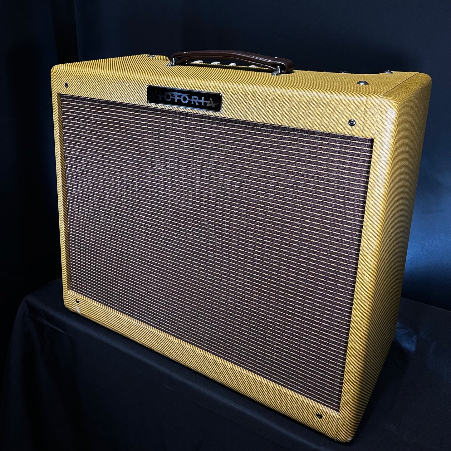 Side of Used Victoria Victorette 1X12 20 Watt Combo Amp TFW108