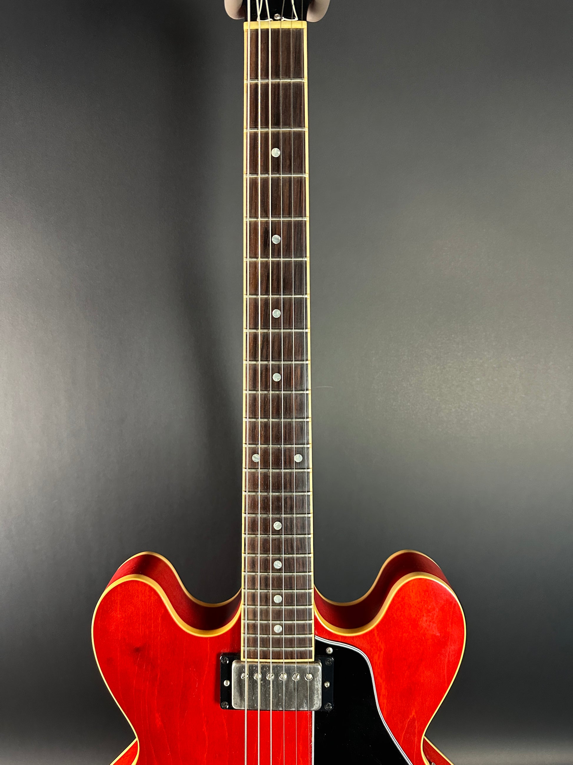 Fretboard of Used 2003 Gibson ES-333 Cherry.