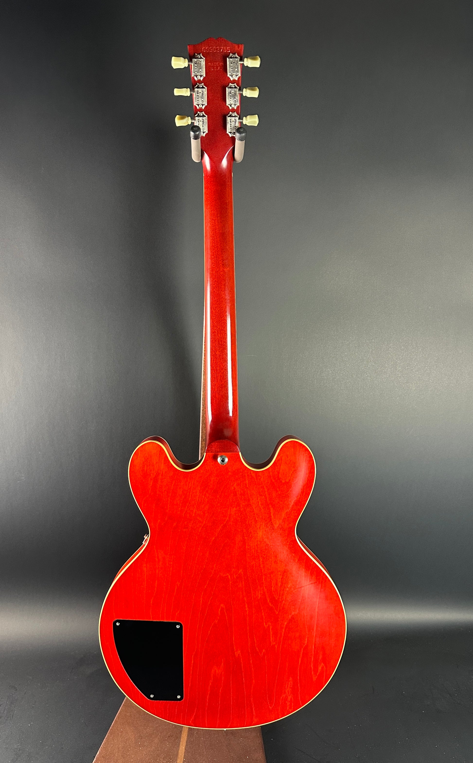 Full back of Used 2003 Gibson ES-333 Cherry.