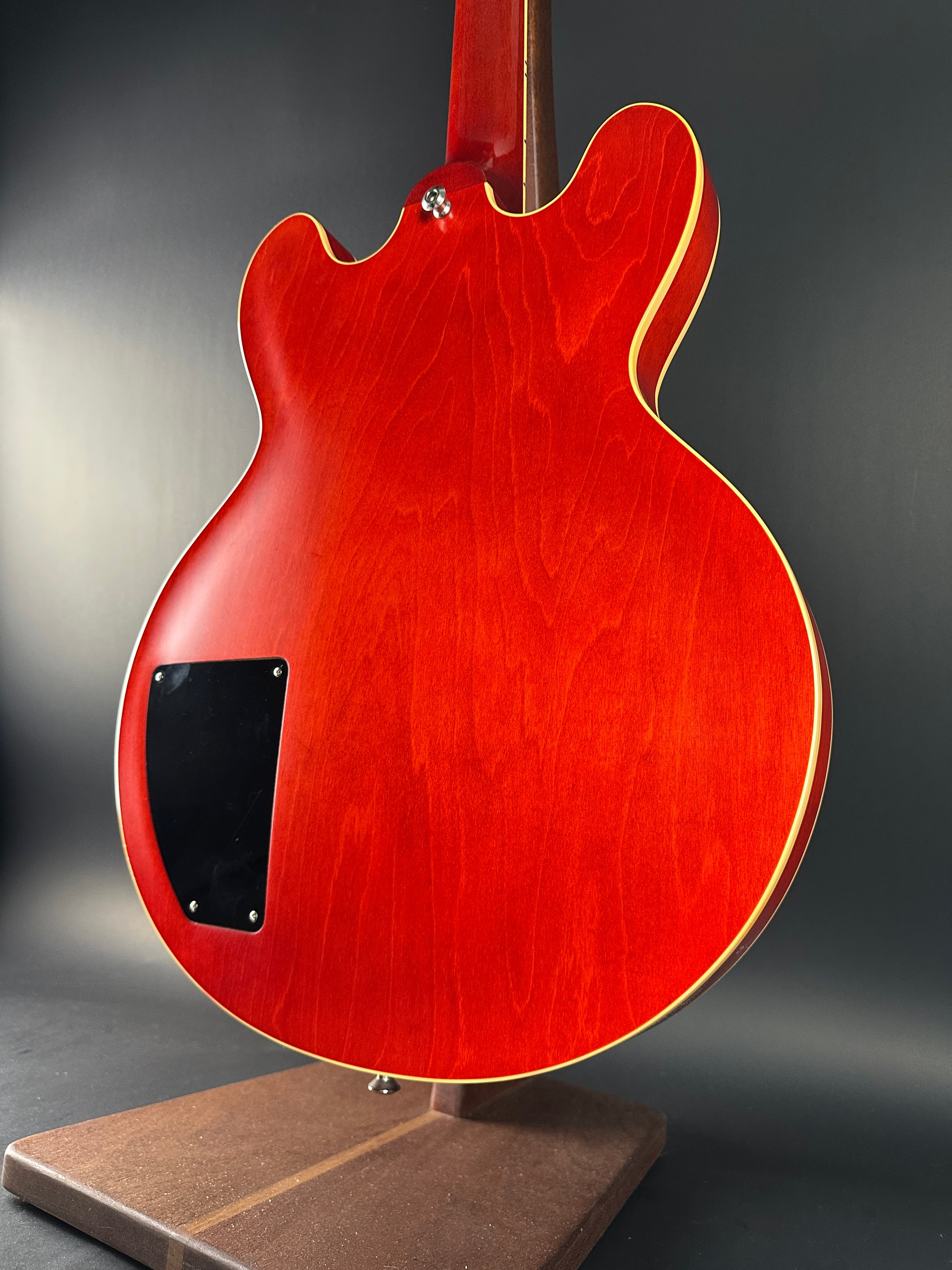 Back angle of Used 2003 Gibson ES-333 Cherry.