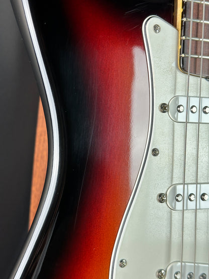 Scratches on body of Used 2005 Fender 1960 Stratocaster NOS Sunburst.