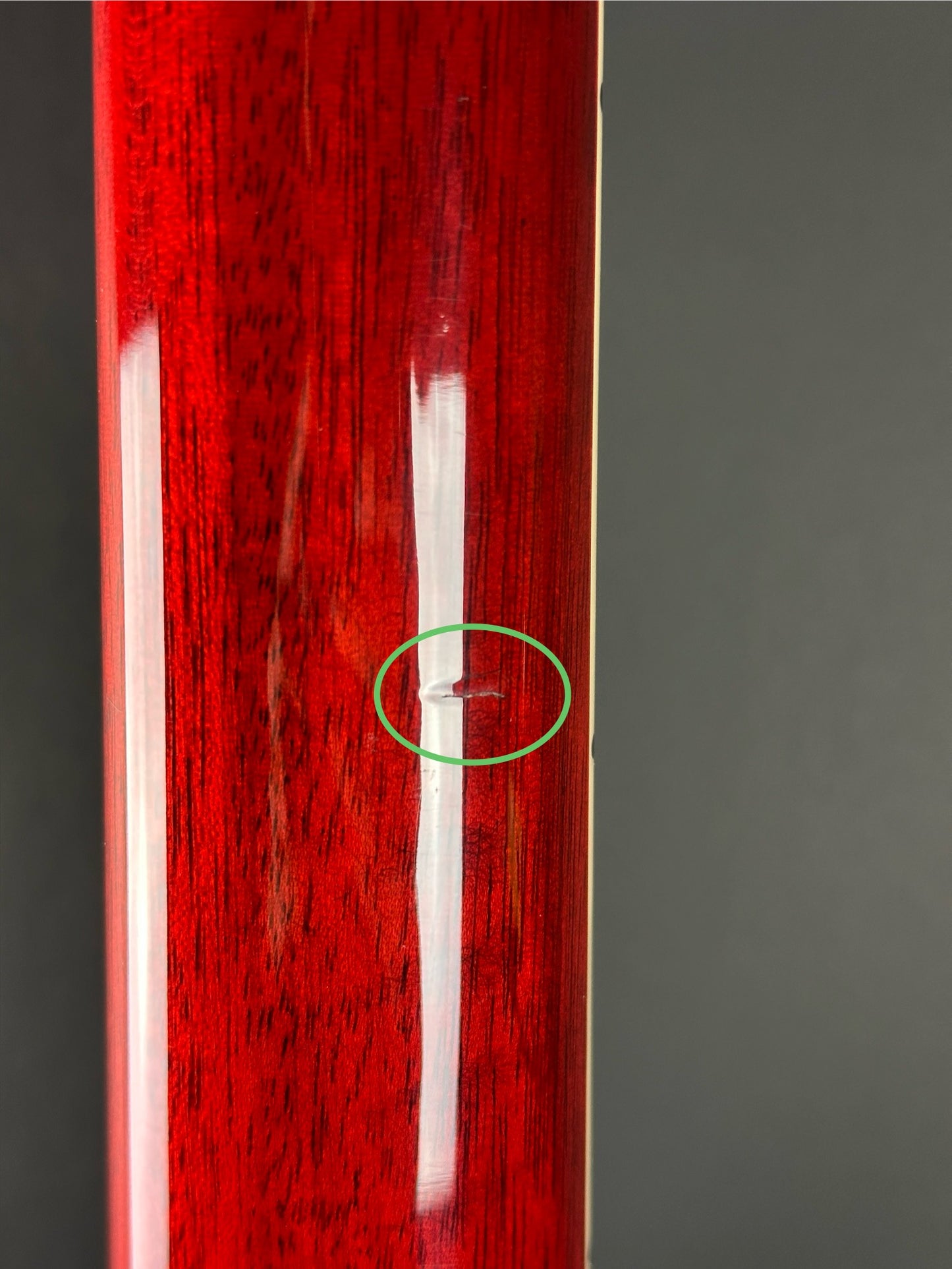 Dent on back of neck of Used Gibson Les Paul Standard 60s Iced Tea.