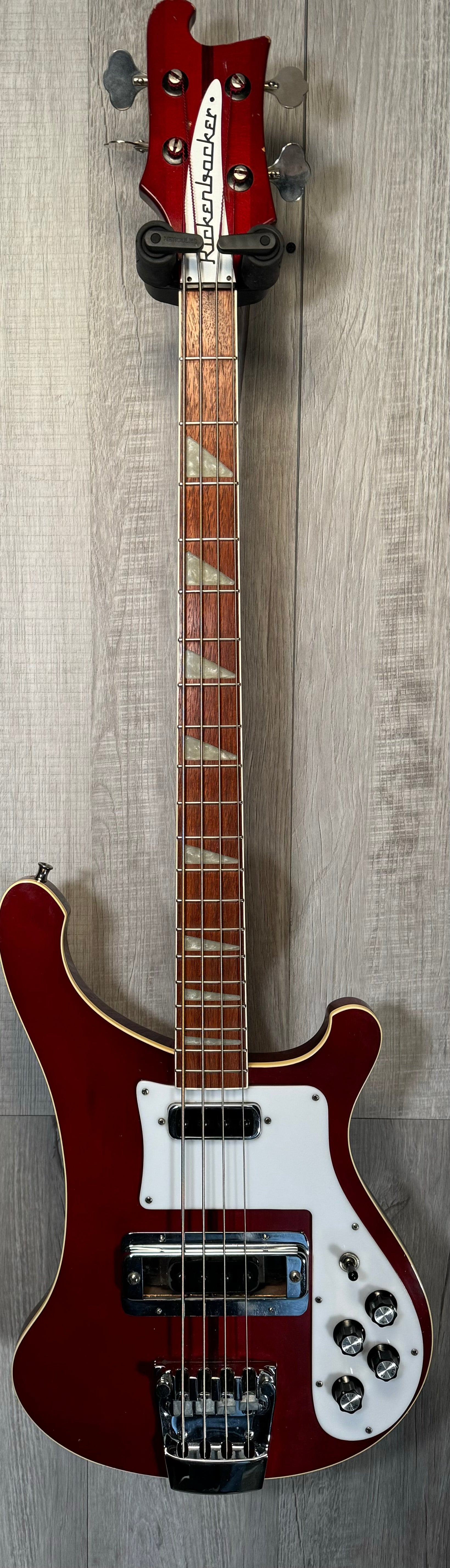 Full front of Used 1974 Rickenbacker 4001 BurgundyGlo Bass w/case TSS3633