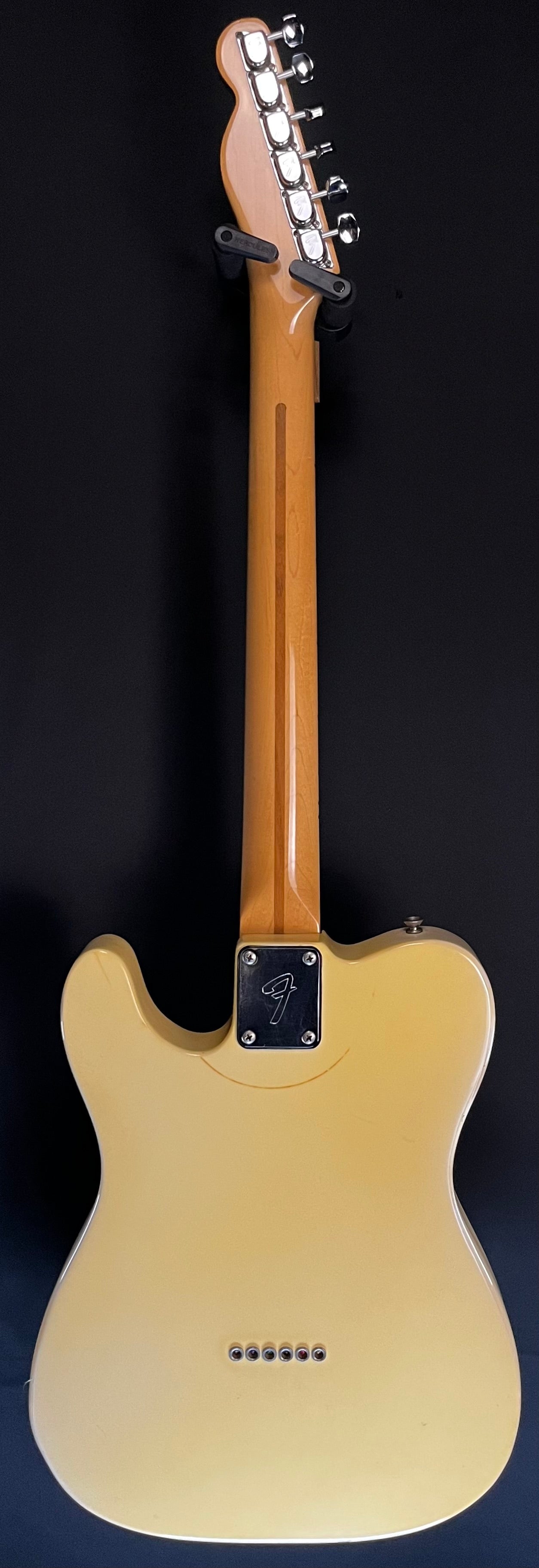Full front of Used Vintage 1977 Fender Telecaster Blonde W/Non-Oriiginal Case 8 Pounds 8oz TFW165
