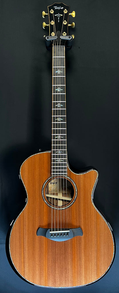 Full Front of Used 2023 Taylor 914CE Builder's Edition Sinker Redwood / Honduran w/Case MINT TFW166