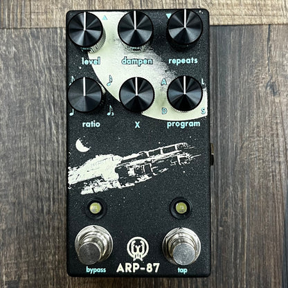 Top of Used Walrus Audio ARP-87 Multi- Function Delay Pedal TFW240