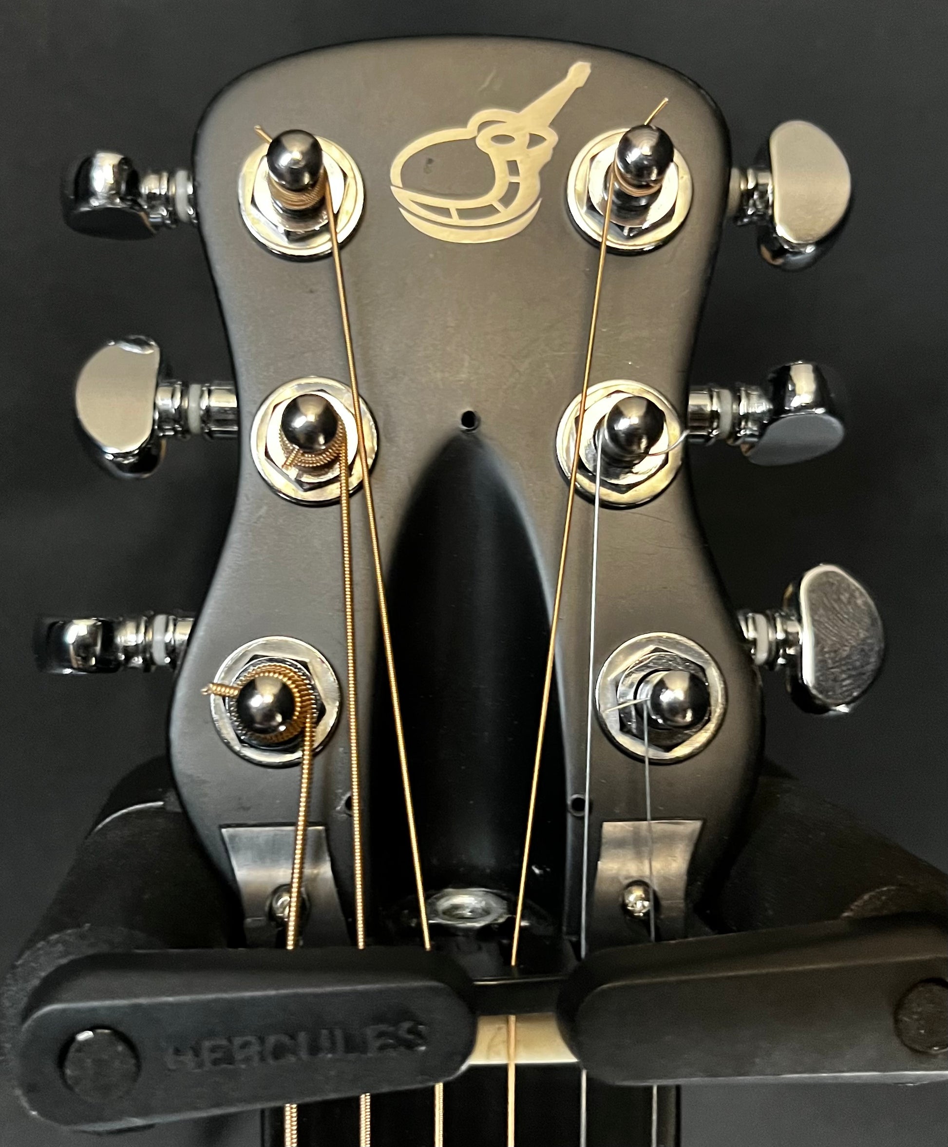 Headstock of Used Journey Instruments OF66OM Overhead Carbon Fiber Acoustic w/bag TFW254