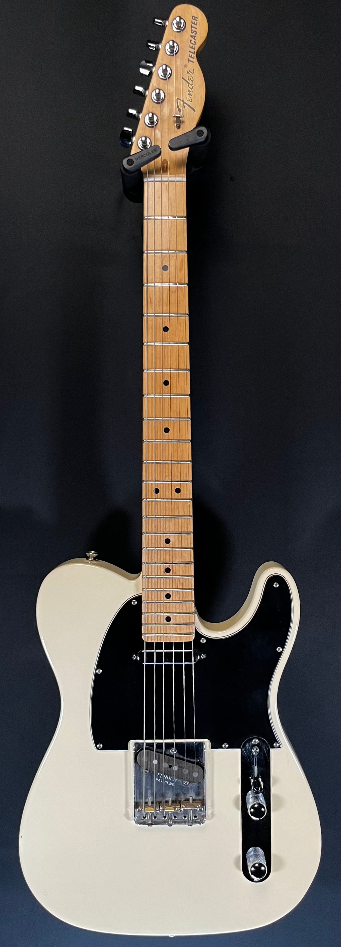 Full Front of Used 2013 Fender American Special Telecaster Olympic White w/bag TFW257