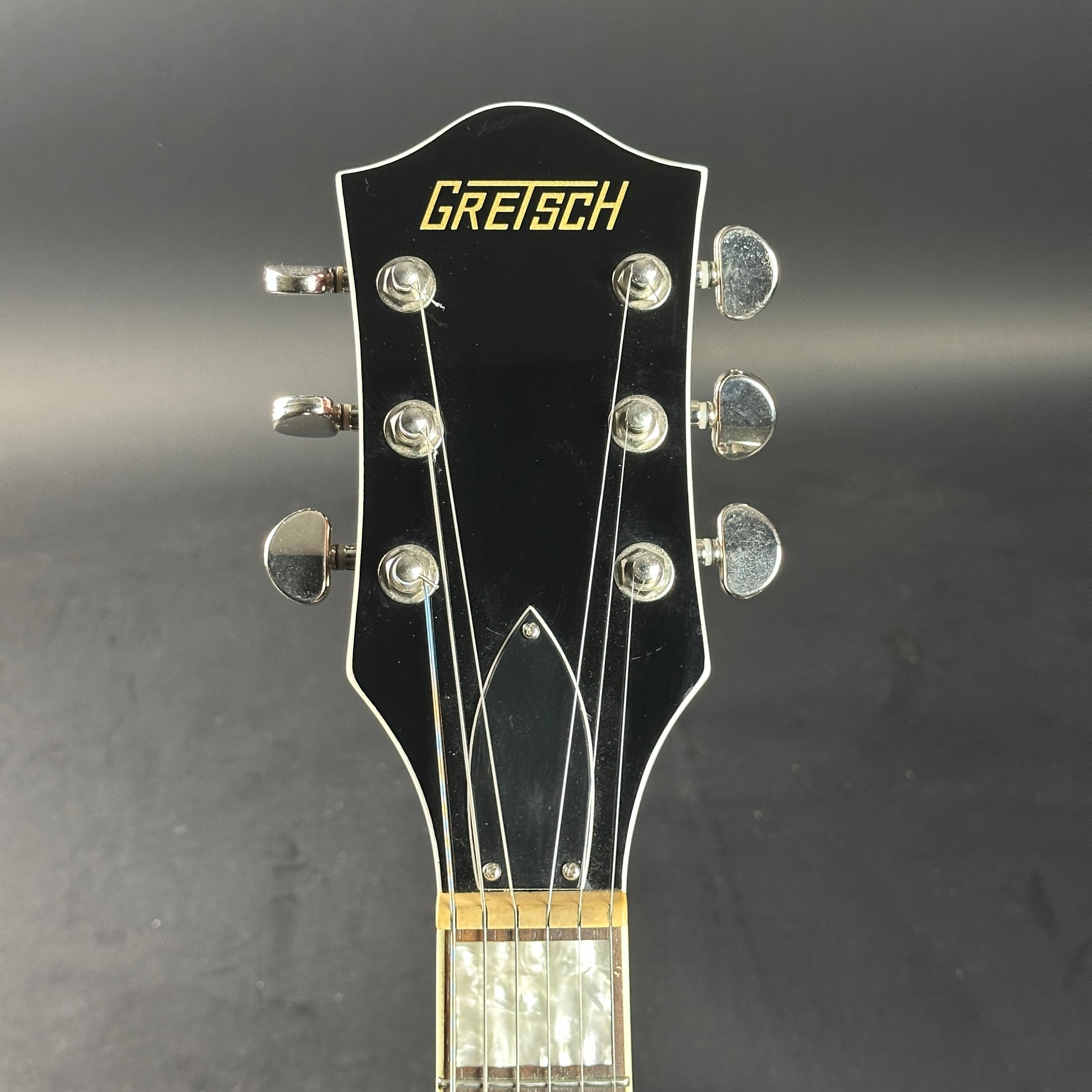 Headstock of Used Gretsch G2655T Cherry.