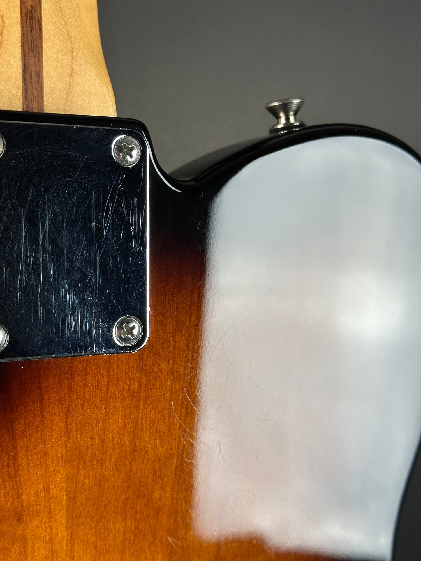 Scratches on back of Used 2014 Fender GC USA Pro Standard Telecaster HS 2-Color Sunburst.