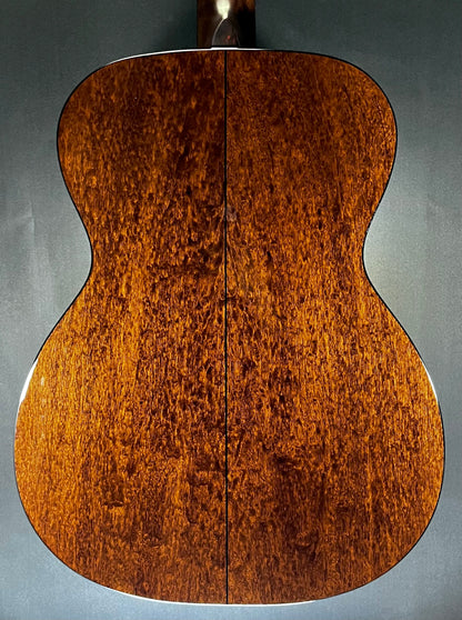 Back of Used Eastman E1OM-SP Special Thermo-Cured Sitka/Sapele OM Natural w/bag TFW361