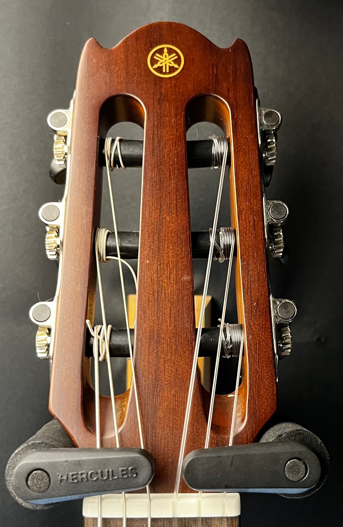 Headstock of Used Yamaha NTX1 Nylon String Natural TFW382