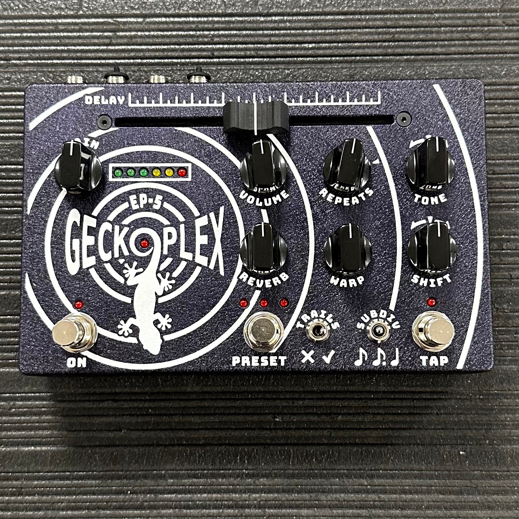 Top of Used Gecko Pedals GeckoPlex EP-5 Delay Pedal V2 Limited Edition Purple w/box TSS3484