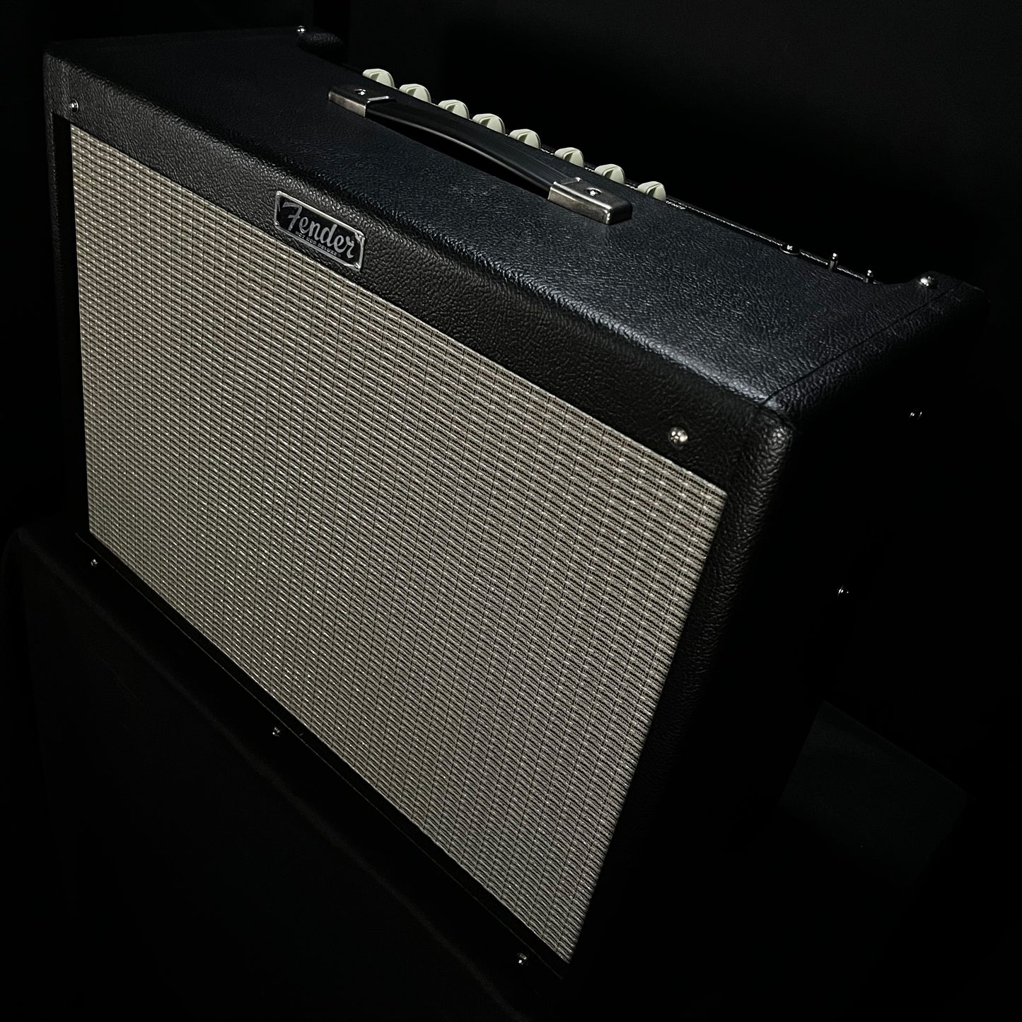 Side of Used Fender Hot Rod Deluxe TFW394