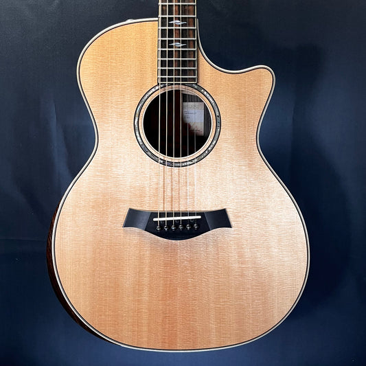 Front of Used 2022 Taylor 814CE w/case TFW400
