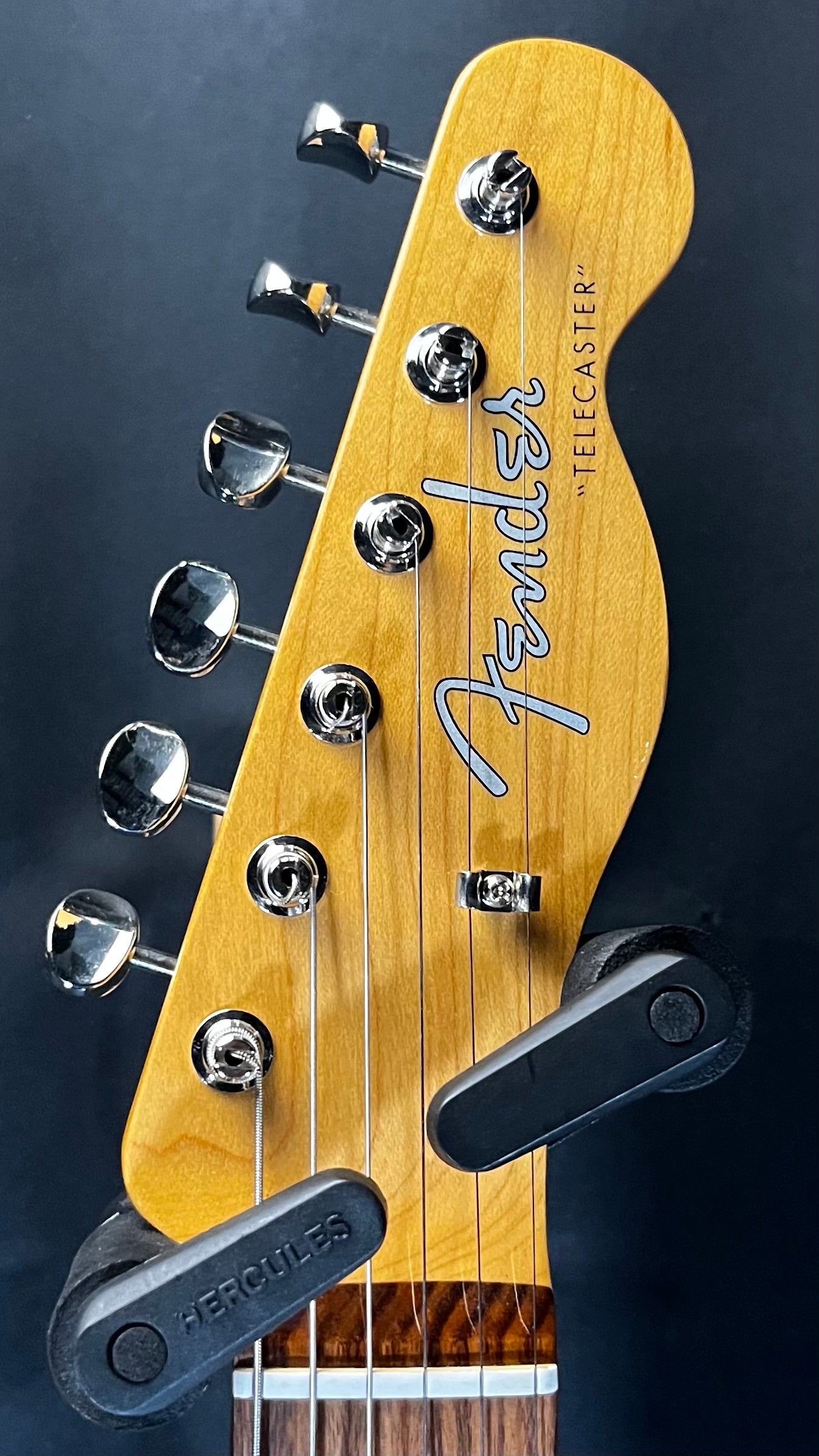Headstock of Used 2021 Fender Vintera Series 60's Telecaster Mod Lake Classic Blue TFW401