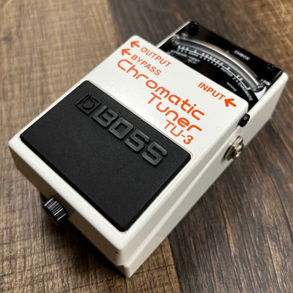 Side of Used Boss TU-3 Tuner Pedal TFW427