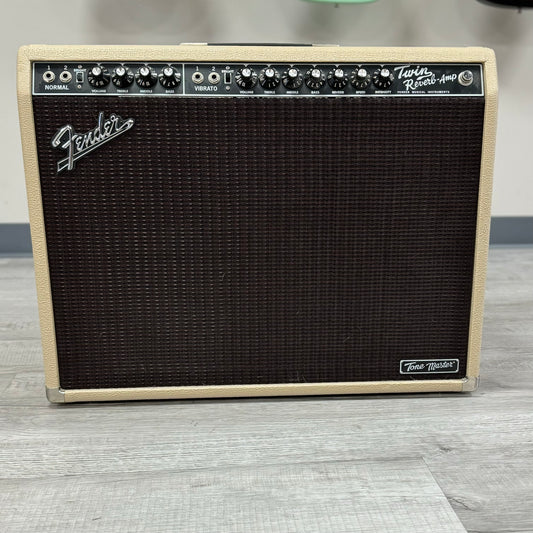 Full Front of Used Fender Tonemaster Twin Reverb Blonde