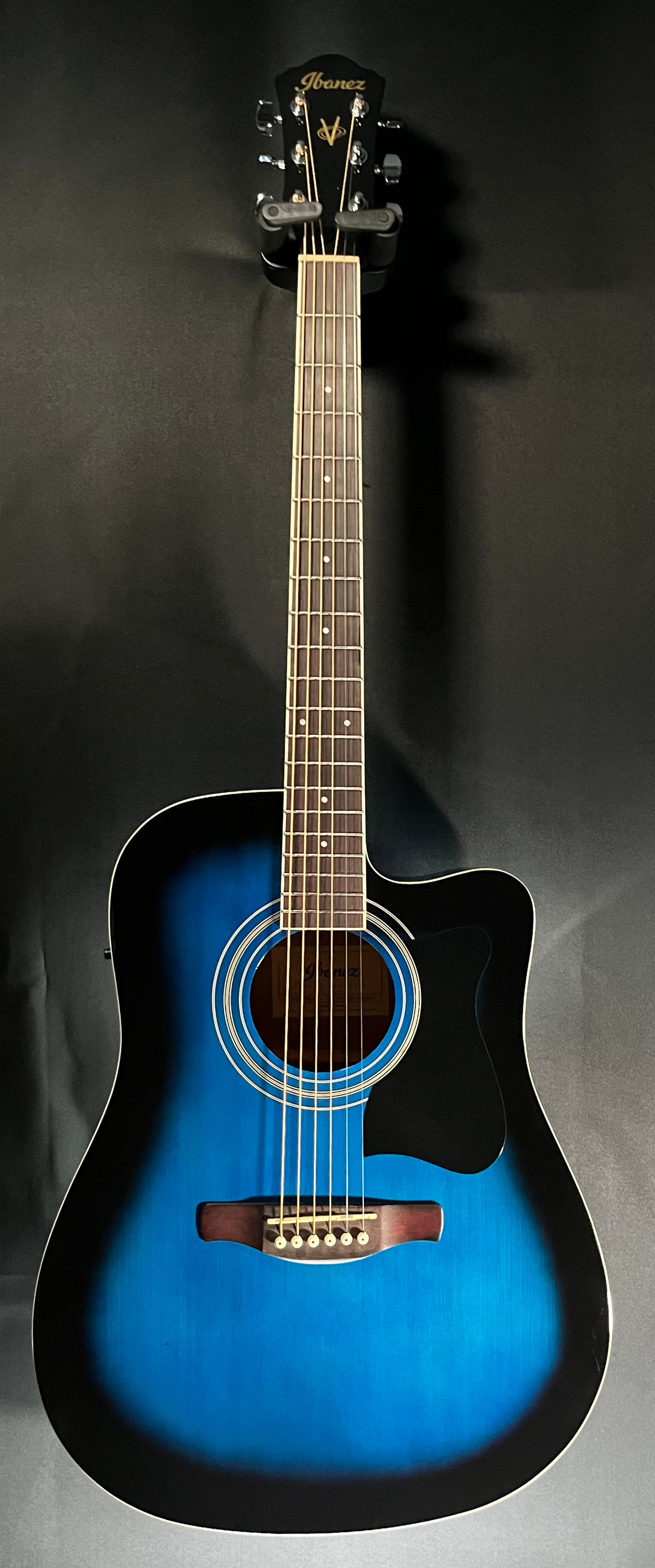 Full front of Used Ibanez V70CE-TBS Dreadnought Acoustic Transparent Blue Burst TFW450