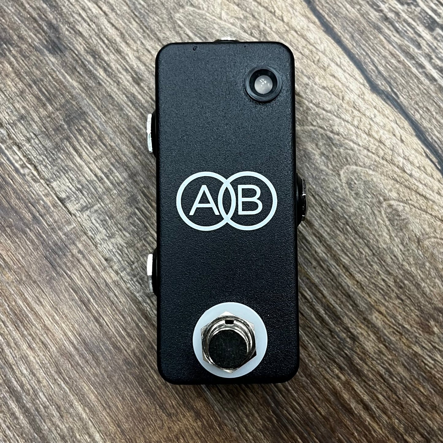 Top of Used JHS A-B Box Mini Pedal TFW461