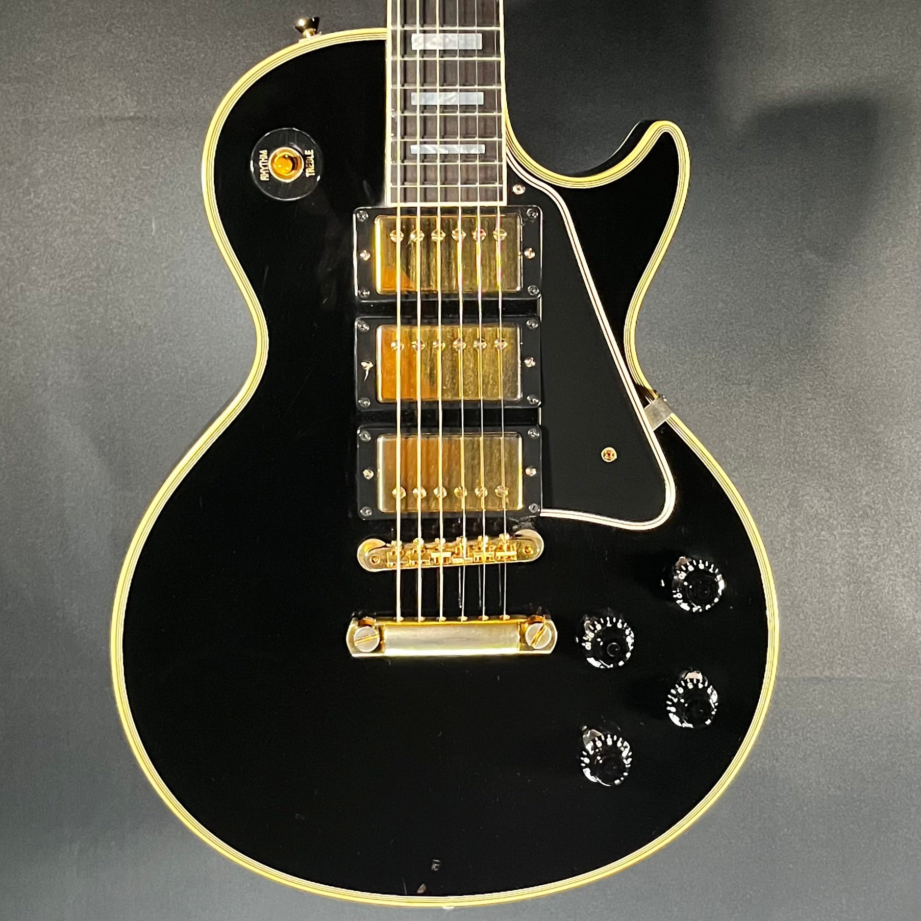 Front of Used 2008 Gibson Les Paul Custom '57 VOS Black Beauty w/case TFW520