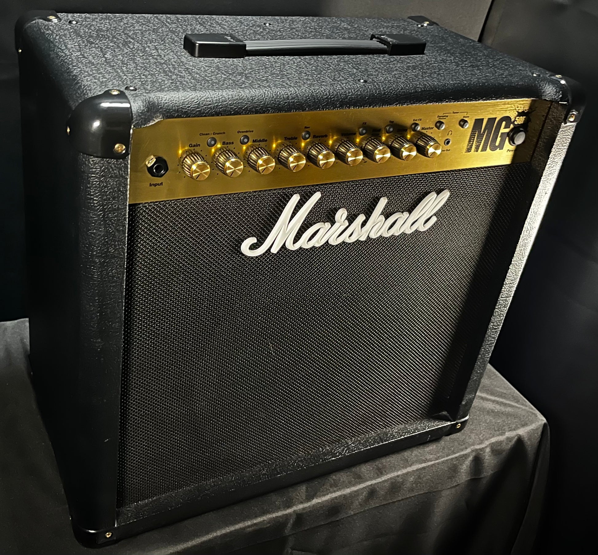 Side of Used Marshall MG MG50FX 2-Channel 50-Watt 1x12" Solid State Guitar Combo TFW528