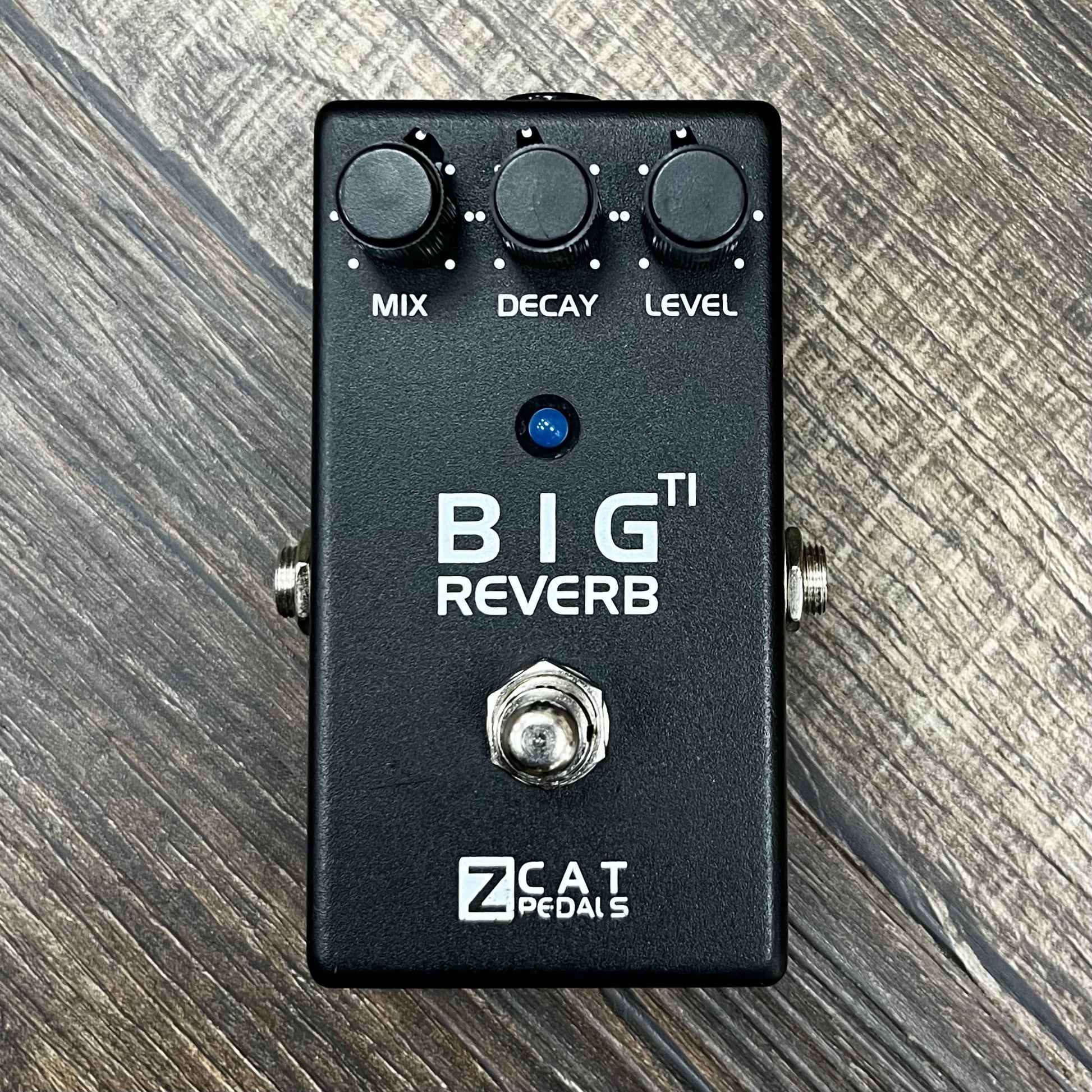 Top of Used ZCAT Big Reverb Ti w/box TFW535