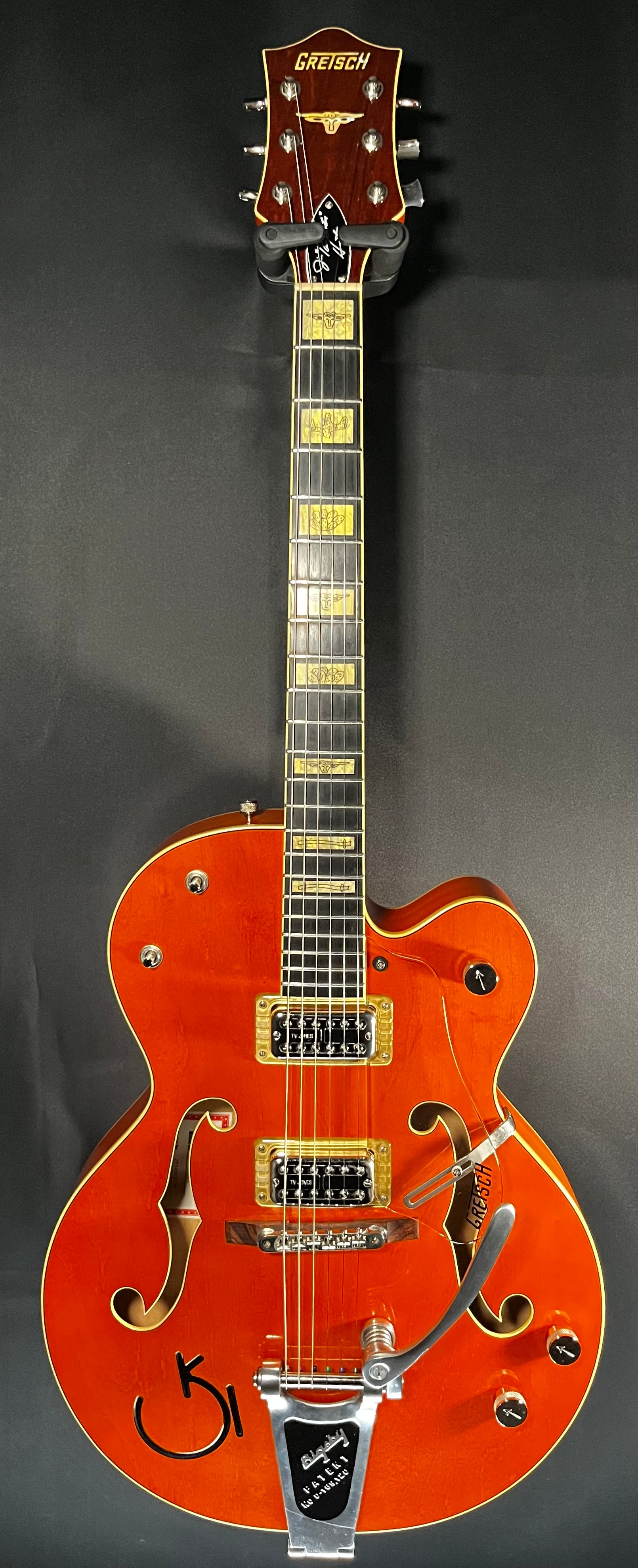 Full front of Used Gretsch G6120RHH Reverend Horton Heat Signature Hollow Body w/Bigsby Orange Stain w/case TFW543