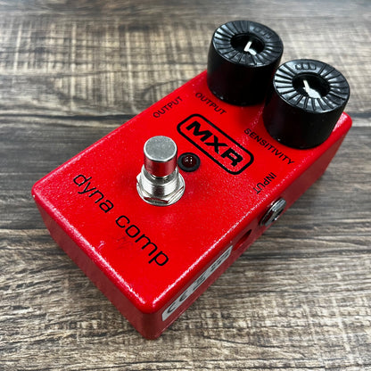 Side of Used MXR Dyna Comp TFW560