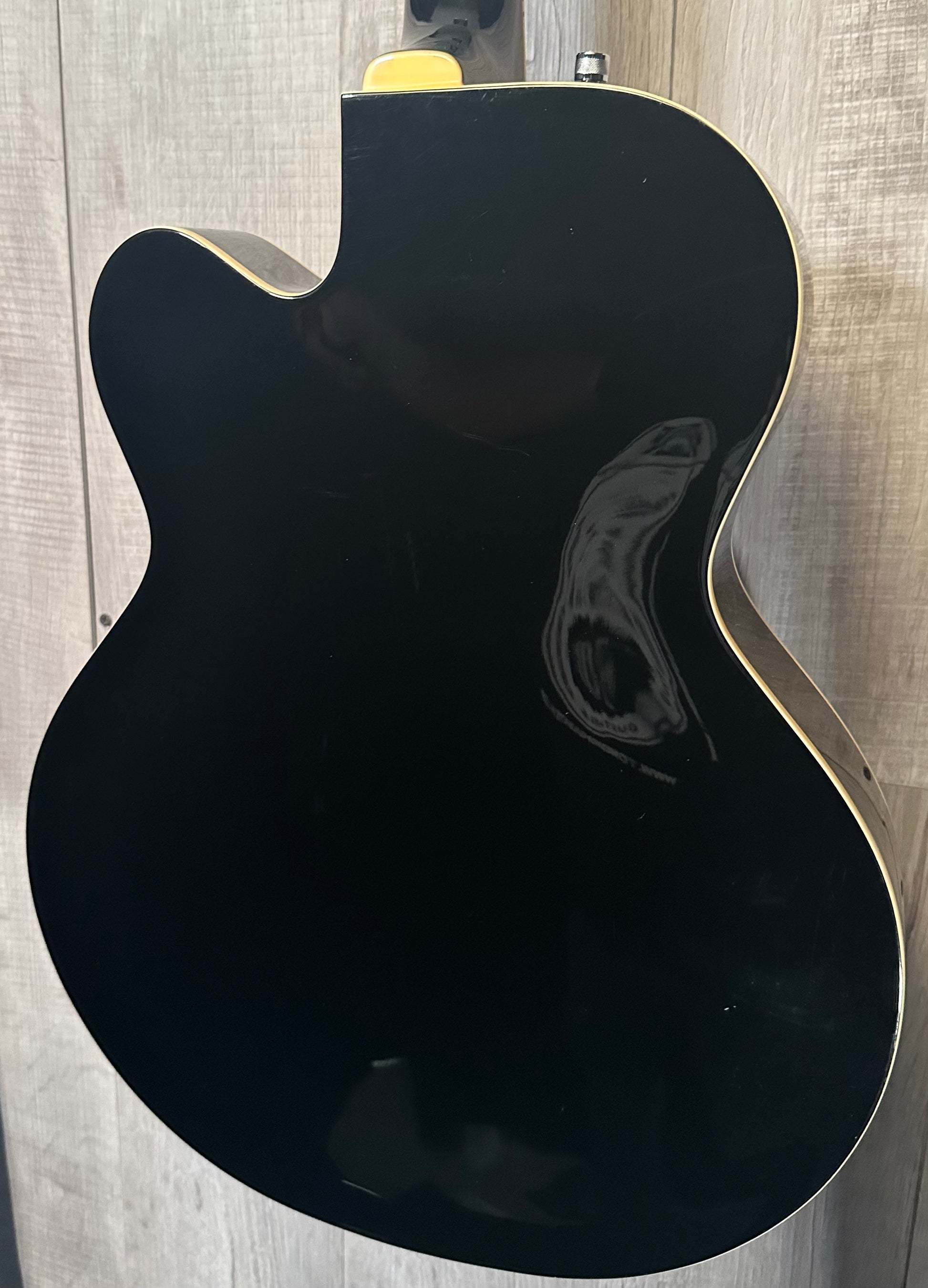 Back of Used Gretsch Electromatic G5120 Black Hollowbody TSS3896