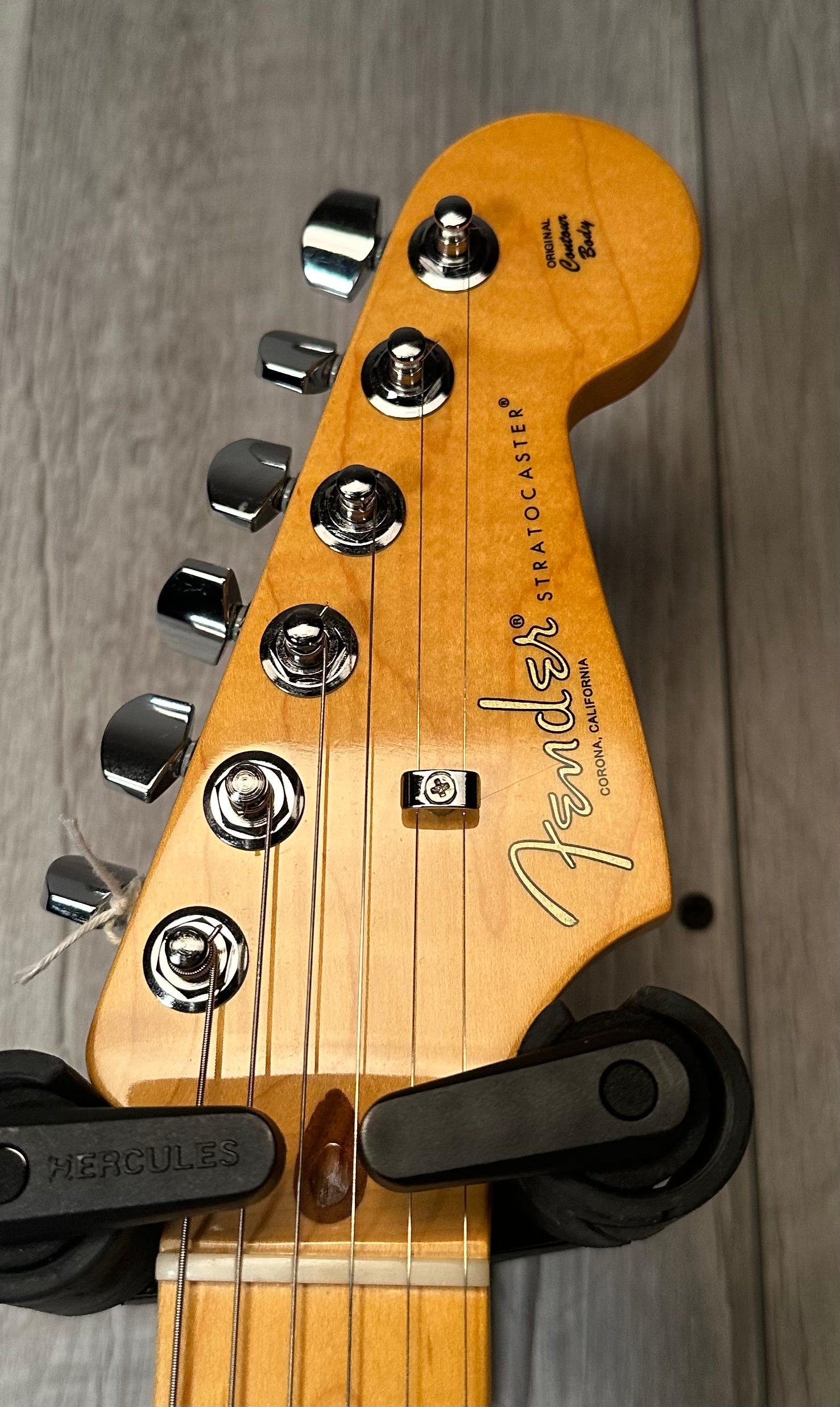 Headstock of Used 2022 Fender American Professional II Stratocaster HSS Shell Pink MN w/case TSS3912