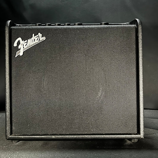 Front of Used Fender Mustang LT25 25w 1x8 Combo TFW630