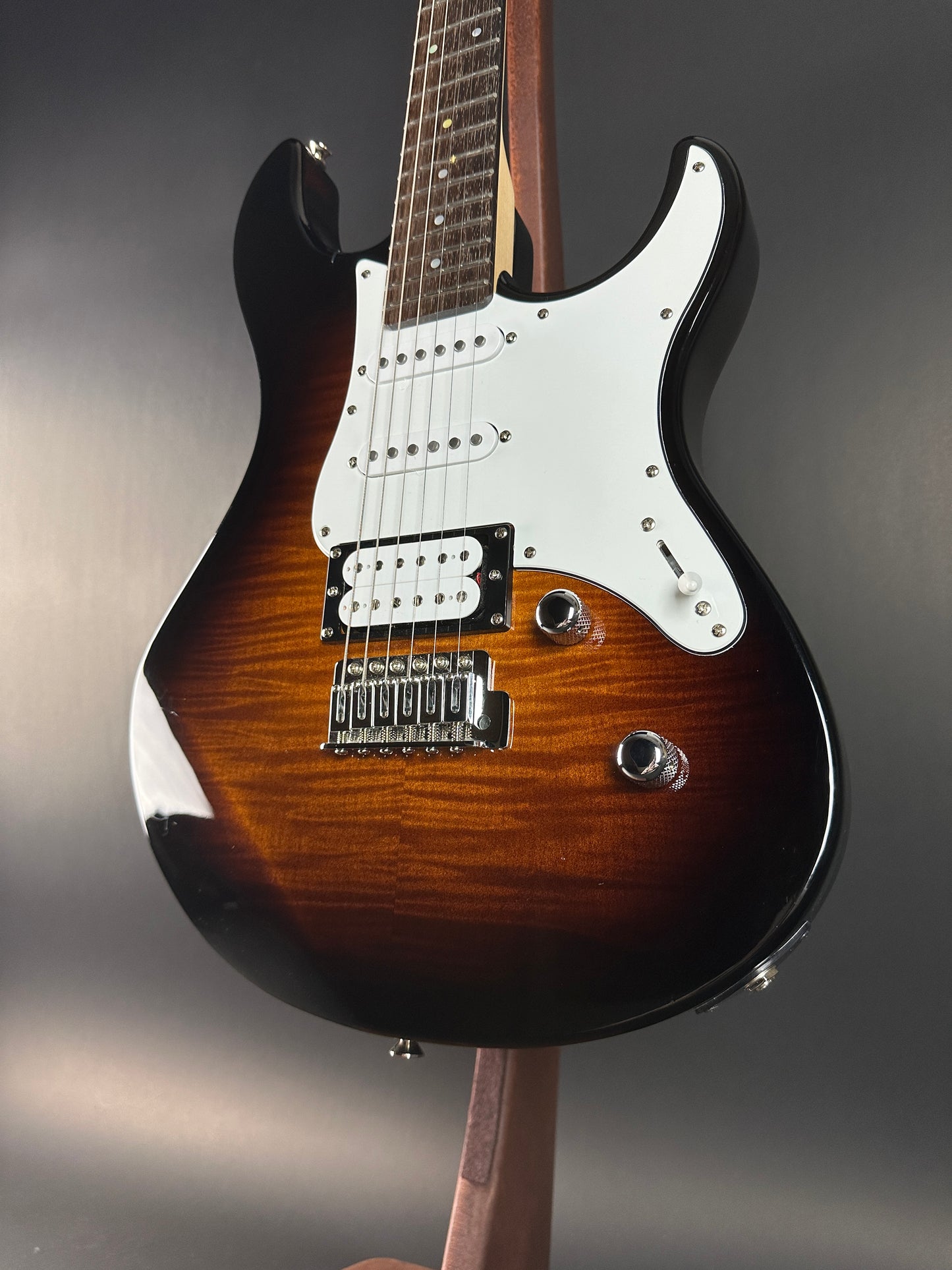 Front angle of Used Yamaha Pacifica PAC212VFM Burst.