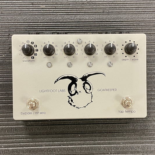 Top down of Used Lightfoot Labs Goatkeeper Tremolo V3 TSS2908.