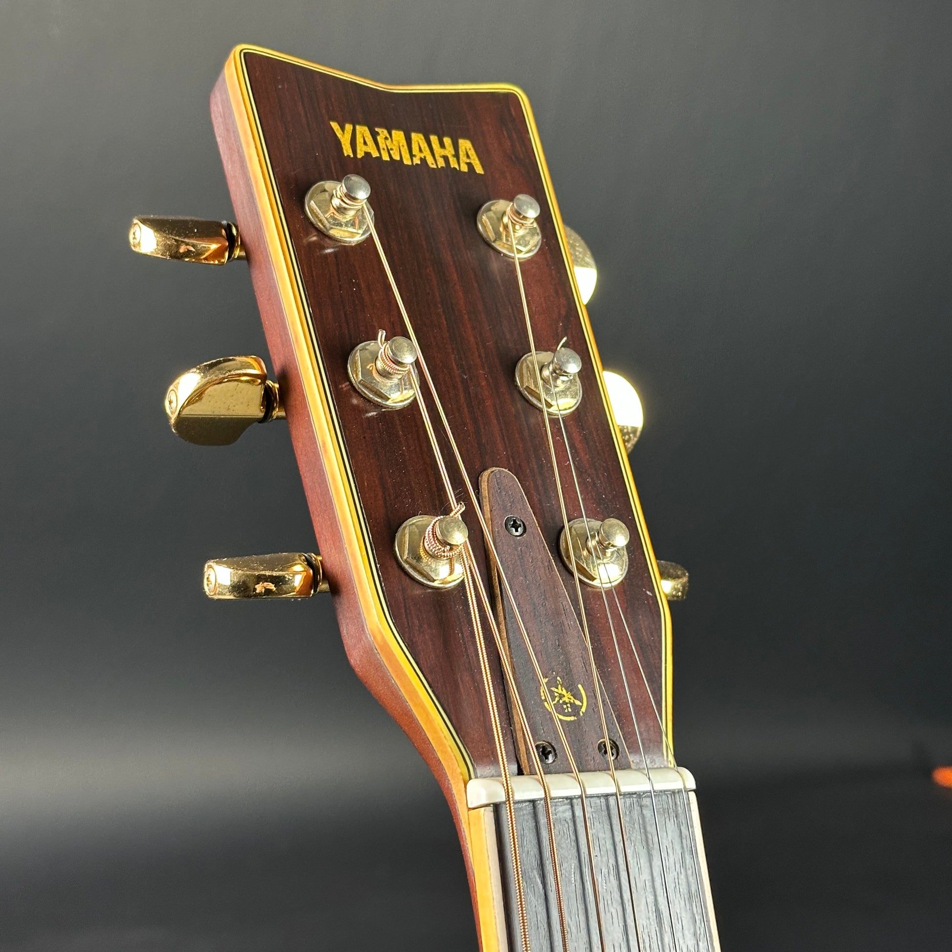 Headstock of Vintage 1970s Yamaha L-5.