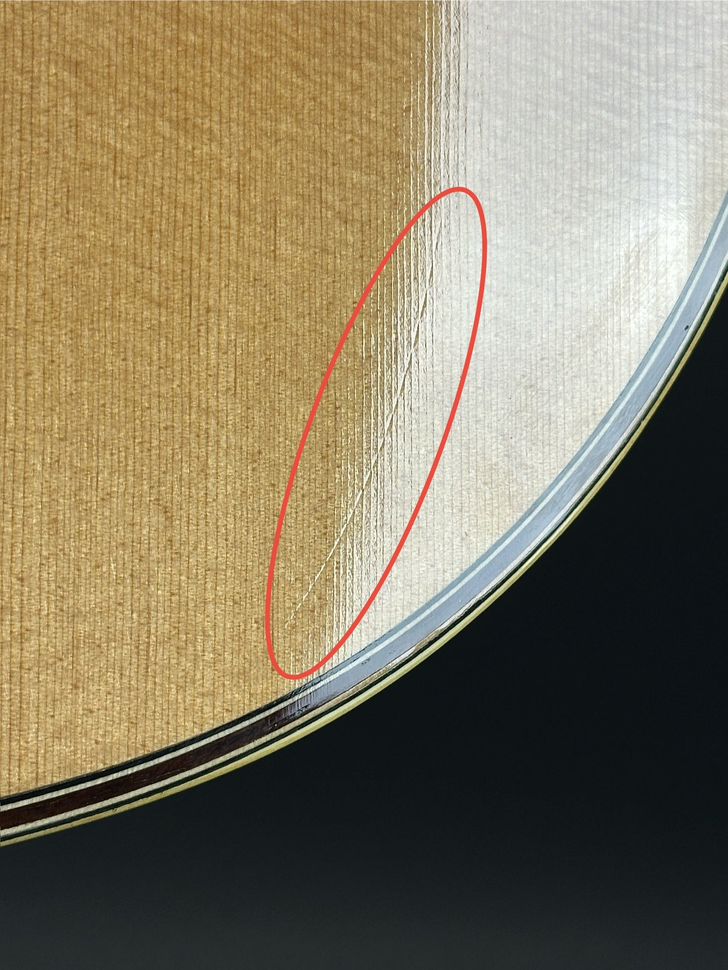 Scratch on body of Vintage 1970s Yamaha L-5.