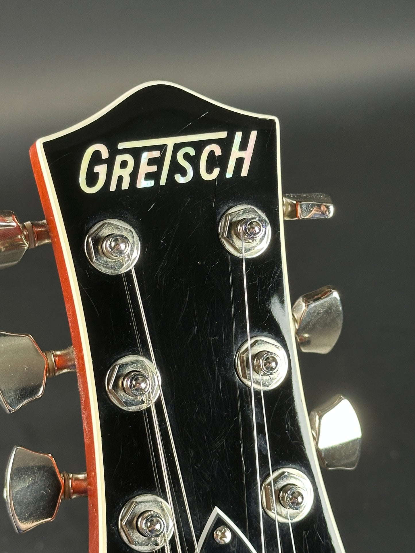 Scratches on headstock of Used Gretsch G6128T-TVP Power Jet.