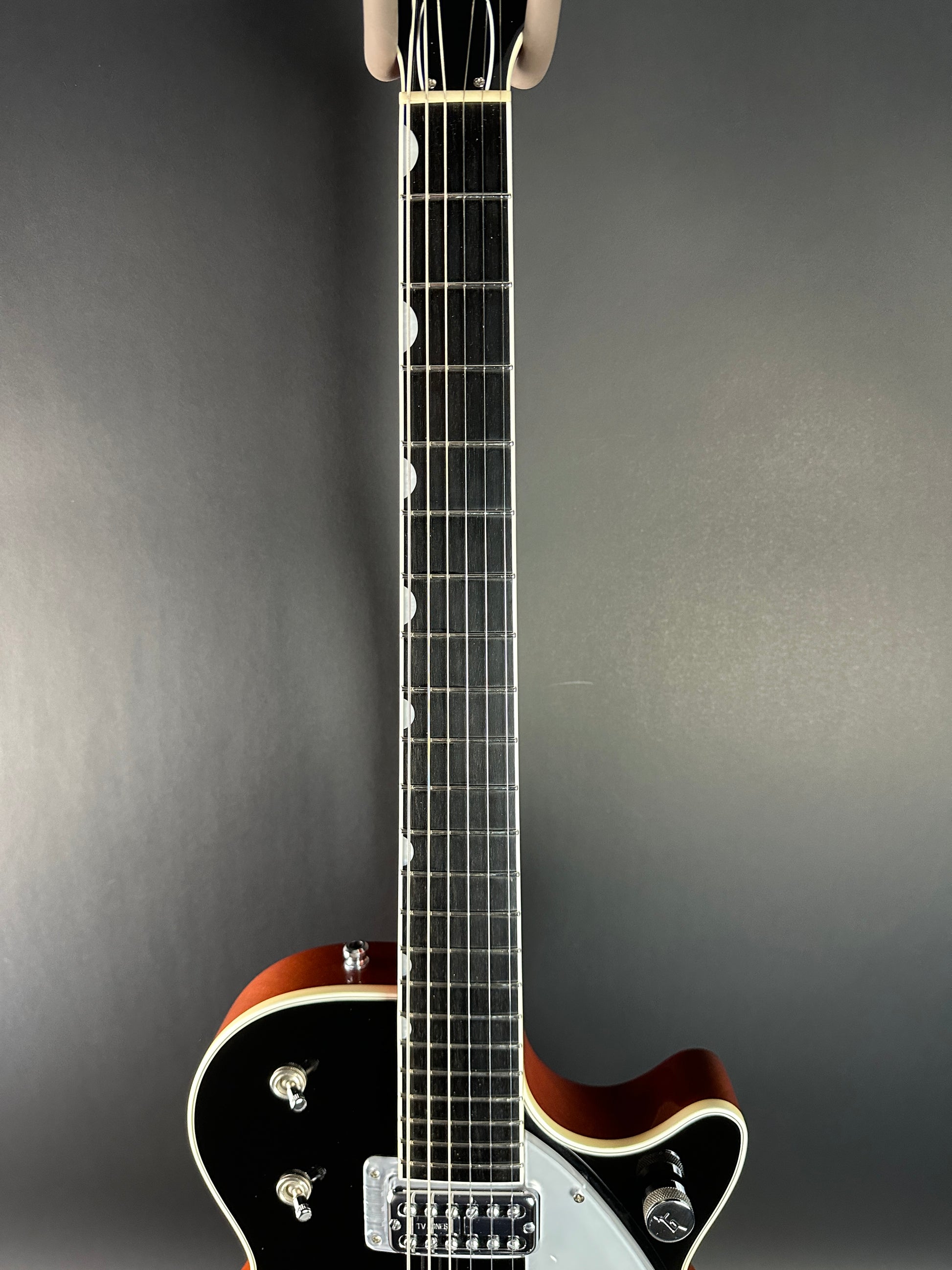 Fretboard of Used Gretsch G6128T-TVP Power Jet.