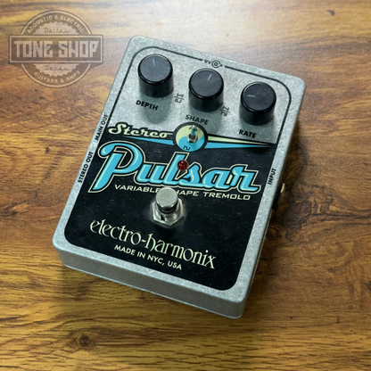 Top of Used Electro-Harmonix Pulsar Tremolo.