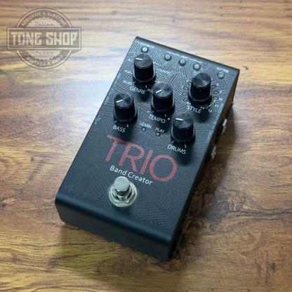 Top of Used Digitech TRI0 Band Creator.