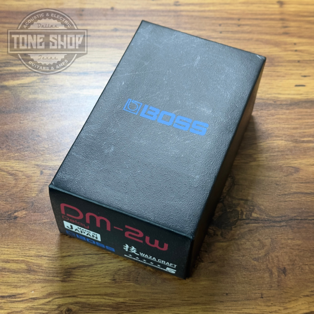 Box for Used Boss DM-2W Delay Waza Craft w/box.