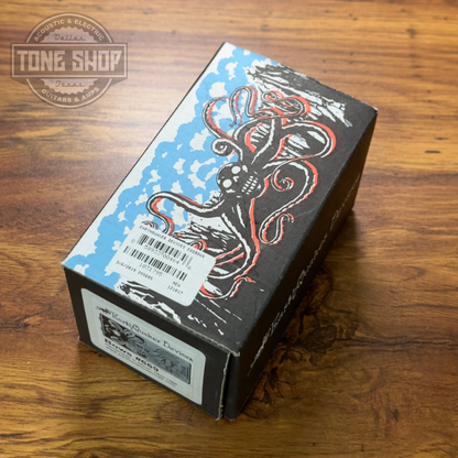 Box for Used Earthquaker Devices Bows w/box.