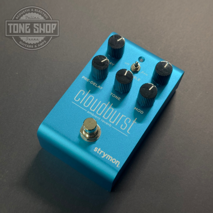 Top of Used Strymon Cloudburst w/box.