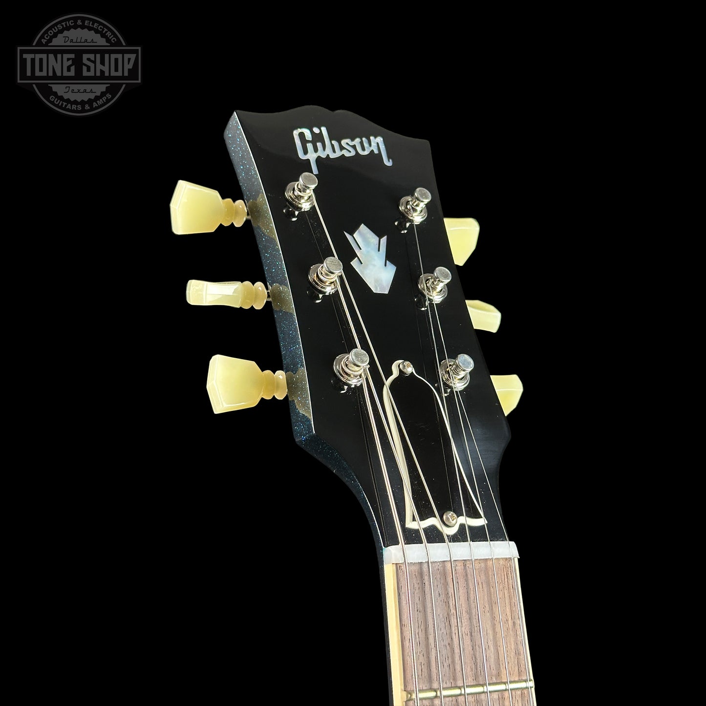 Front angle of headstock of Gibson Custom Shop 1964 ES-335 Brunswick Hawaiian Blue Gloss NH.