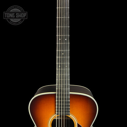 Fretboard of Collings OM2H Sunburst.