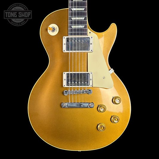 Front of Gibson Custom Shop 1957 Les Paul Goldtop Darkback Reissue VOS.